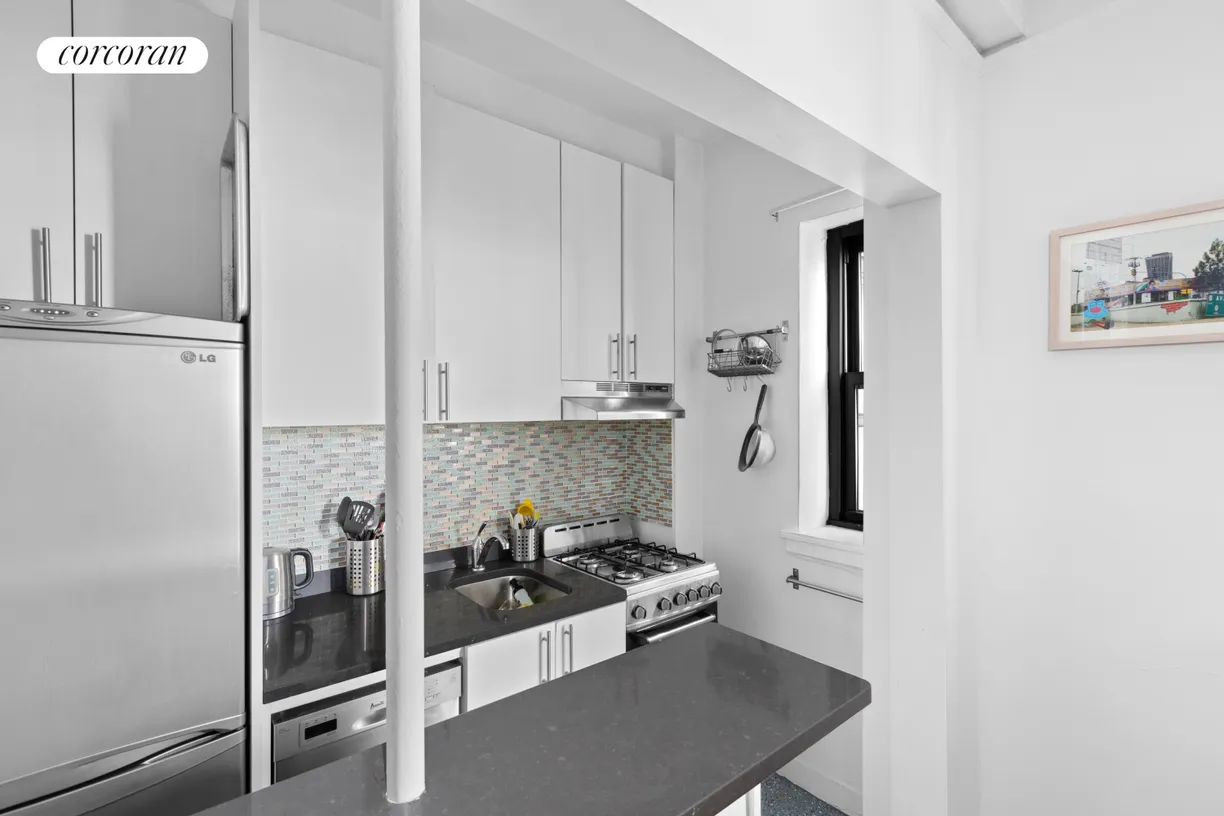 New York City Real Estate | View 230 Riverside Drive, 16M | room 2