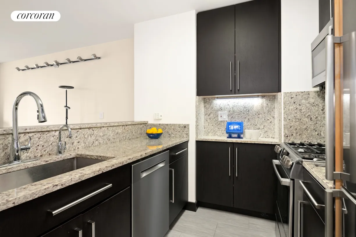 New York City Real Estate | View 145 East 48th Street, 28G | room 1
