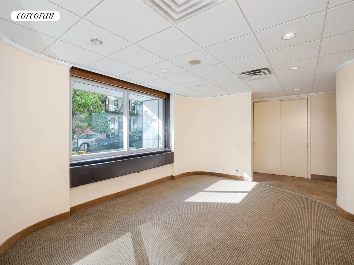 New York City Real Estate | View 211 East 70th Street, GF | room 1