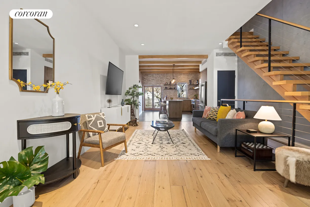 New York City Real Estate | View 10 Jackson Place | room 1