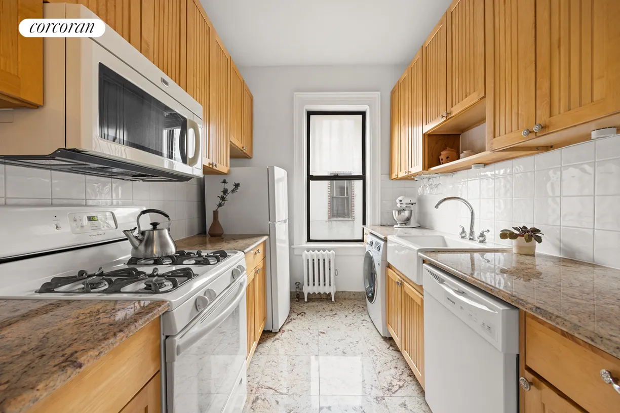 New York City Real Estate | View 310 Windsor Place, 34 | room 2