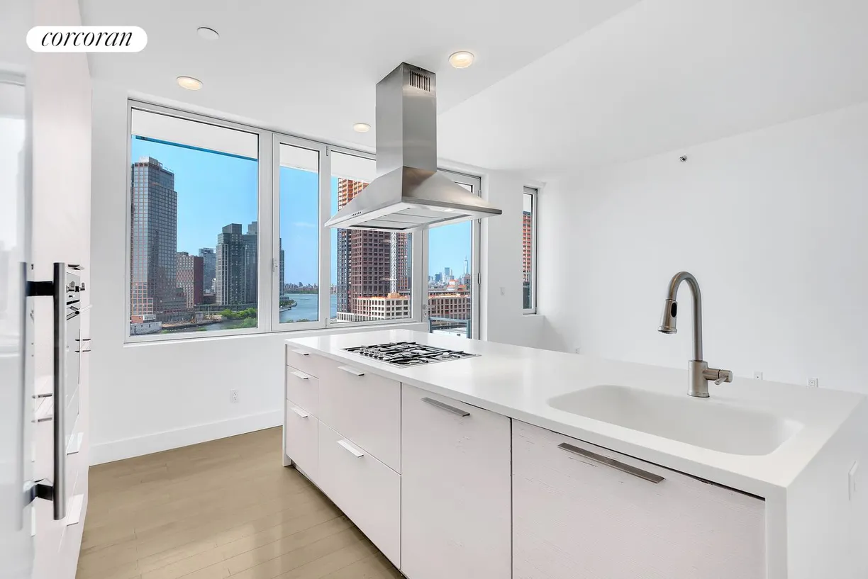 New York City Real Estate | View 5-19 Borden Avenue, 8K | room 1