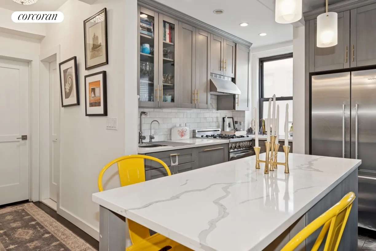 New York City Real Estate | View 211 East 35th Street, 4D | room 2