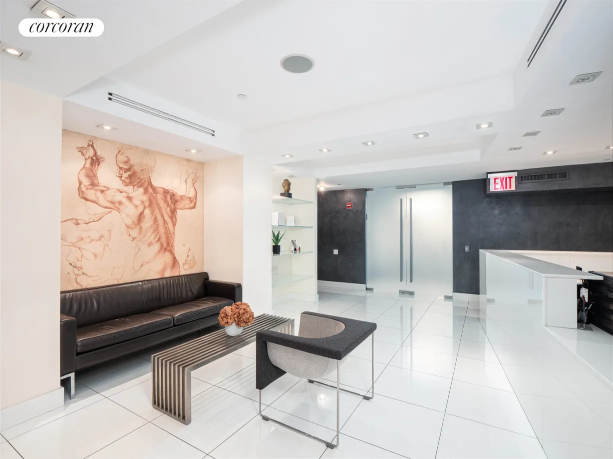 New York City Real Estate | View 635 Madison Avenue, FL4 | room 1