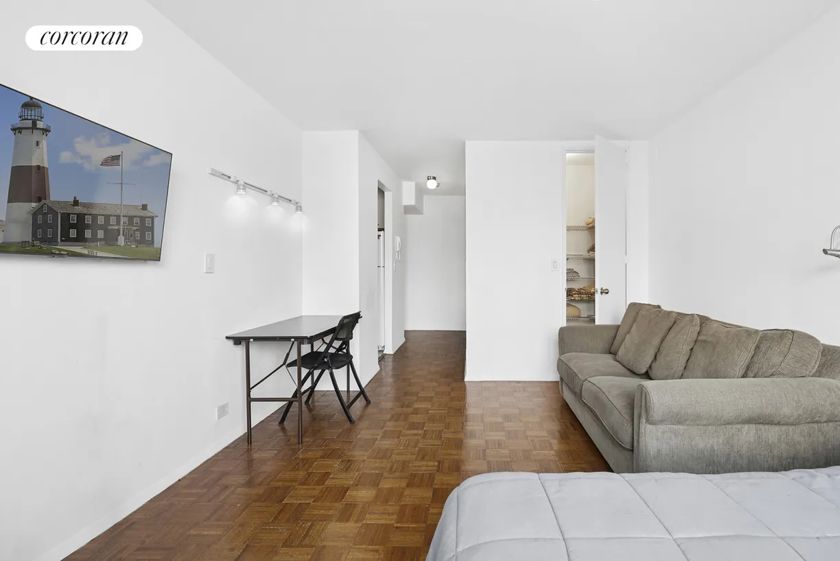 New York City Real Estate | View 393 West 49th Street, 3M | room 1
