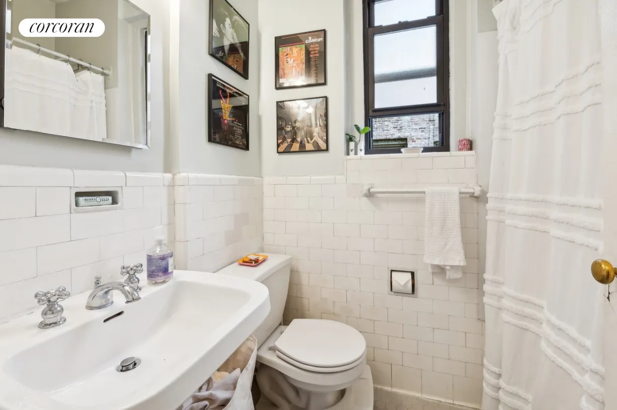 New York City Real Estate | View 270 West 11th Street, 4E | room 2