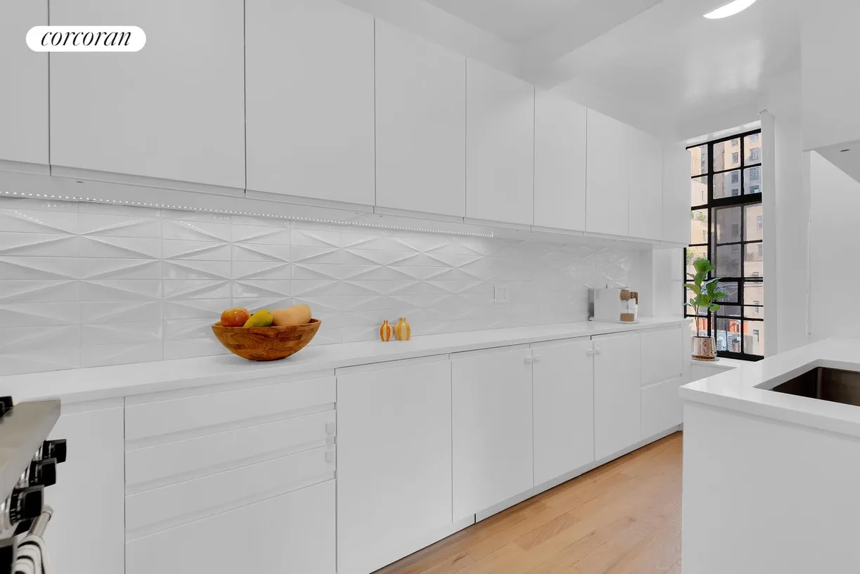 New York City Real Estate | View 35 West 90th Street, 9A | room 2