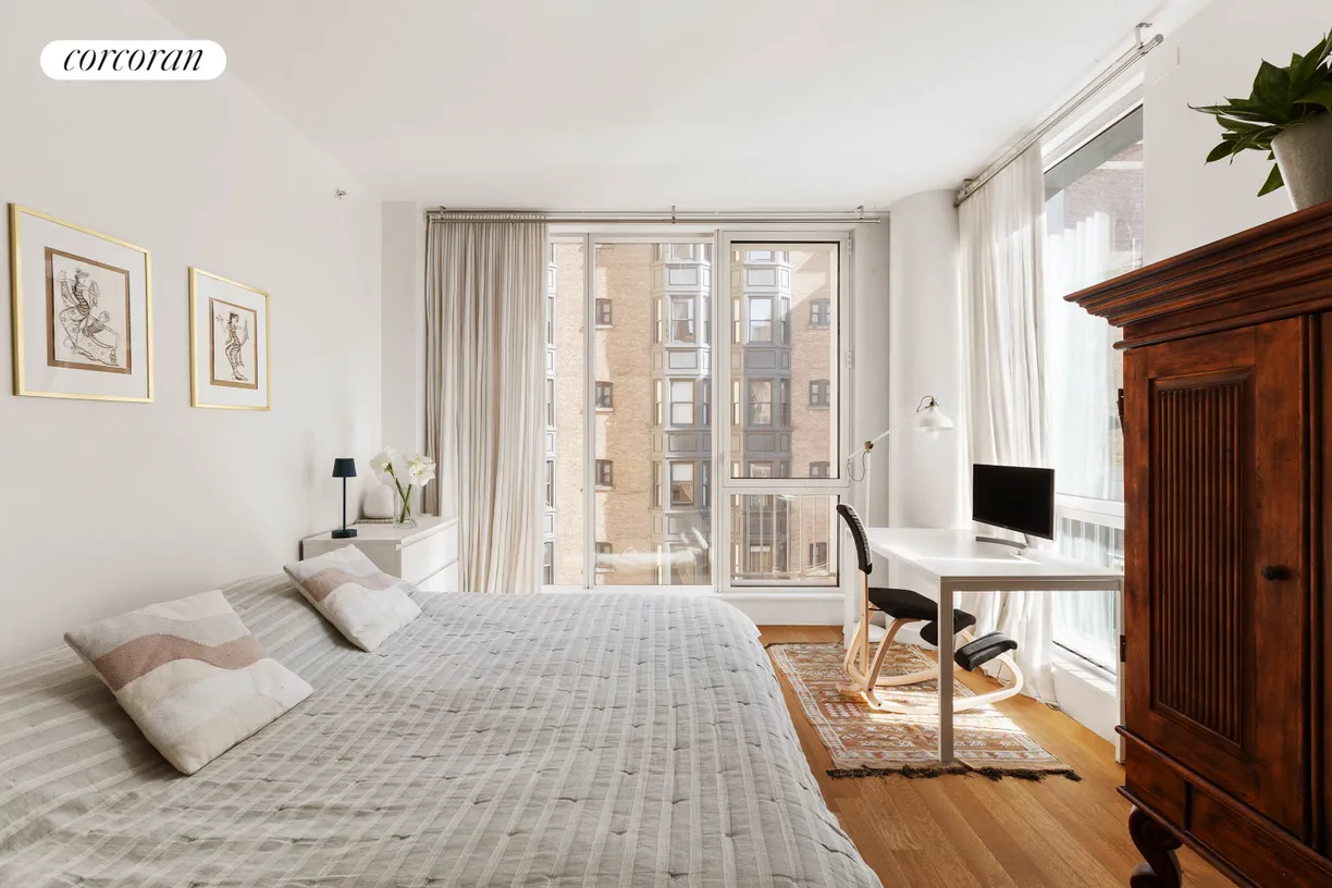 New York City Real Estate | View 241 Fifth Avenue, 10B | Primary Bedroom