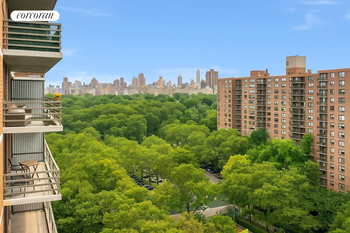 New York City Real Estate | View 392 Central Park West, 19C | 2 Beds, 2 Baths