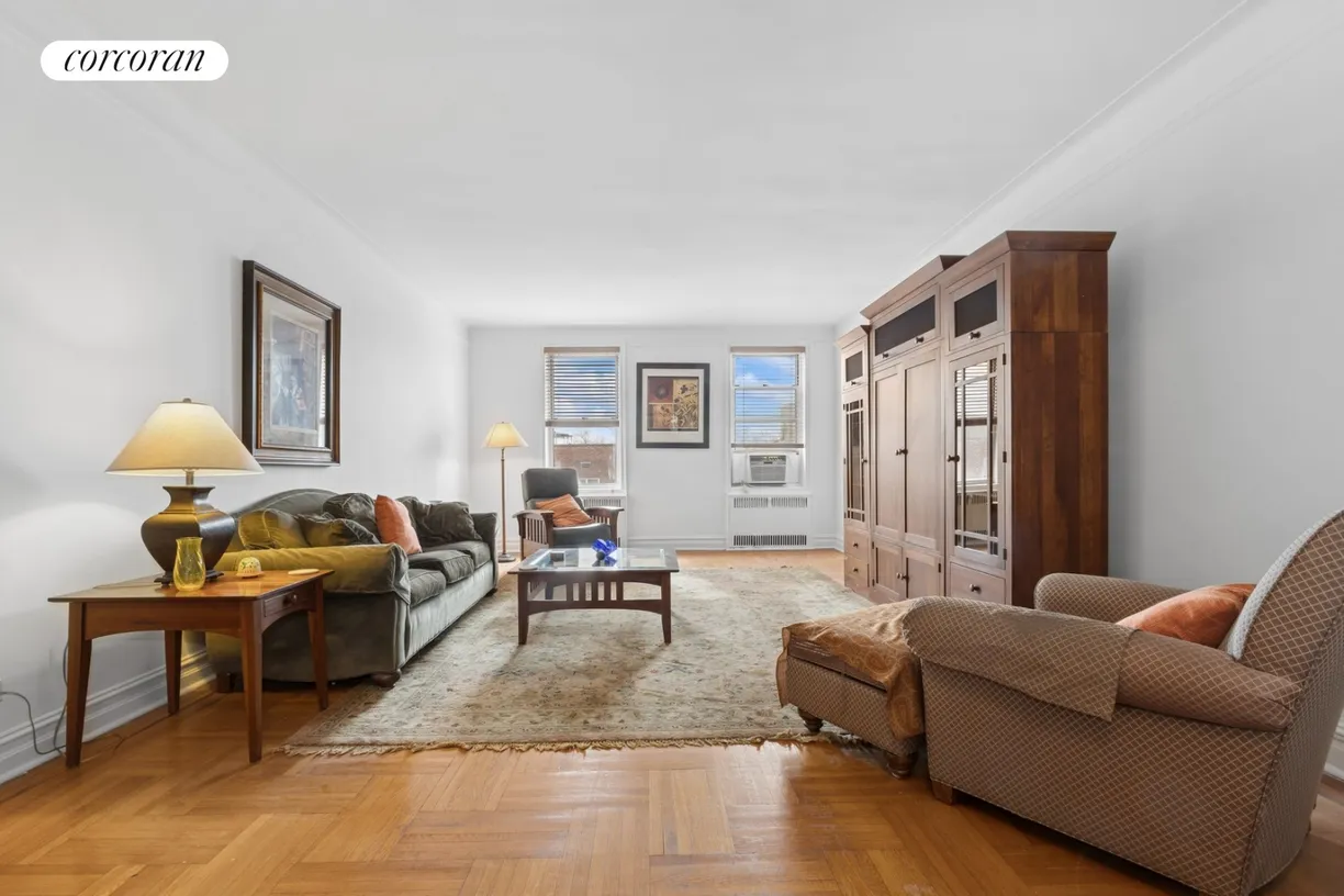 New York City Real Estate | View 111-15 75th Avenue, 6E | 2 Beds, 2 Baths