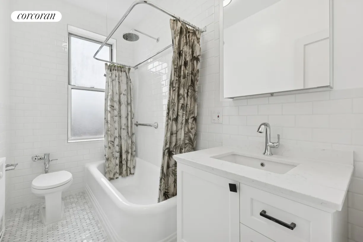 New York City Real Estate | View 111-15 75th Avenue, 6E | room 2