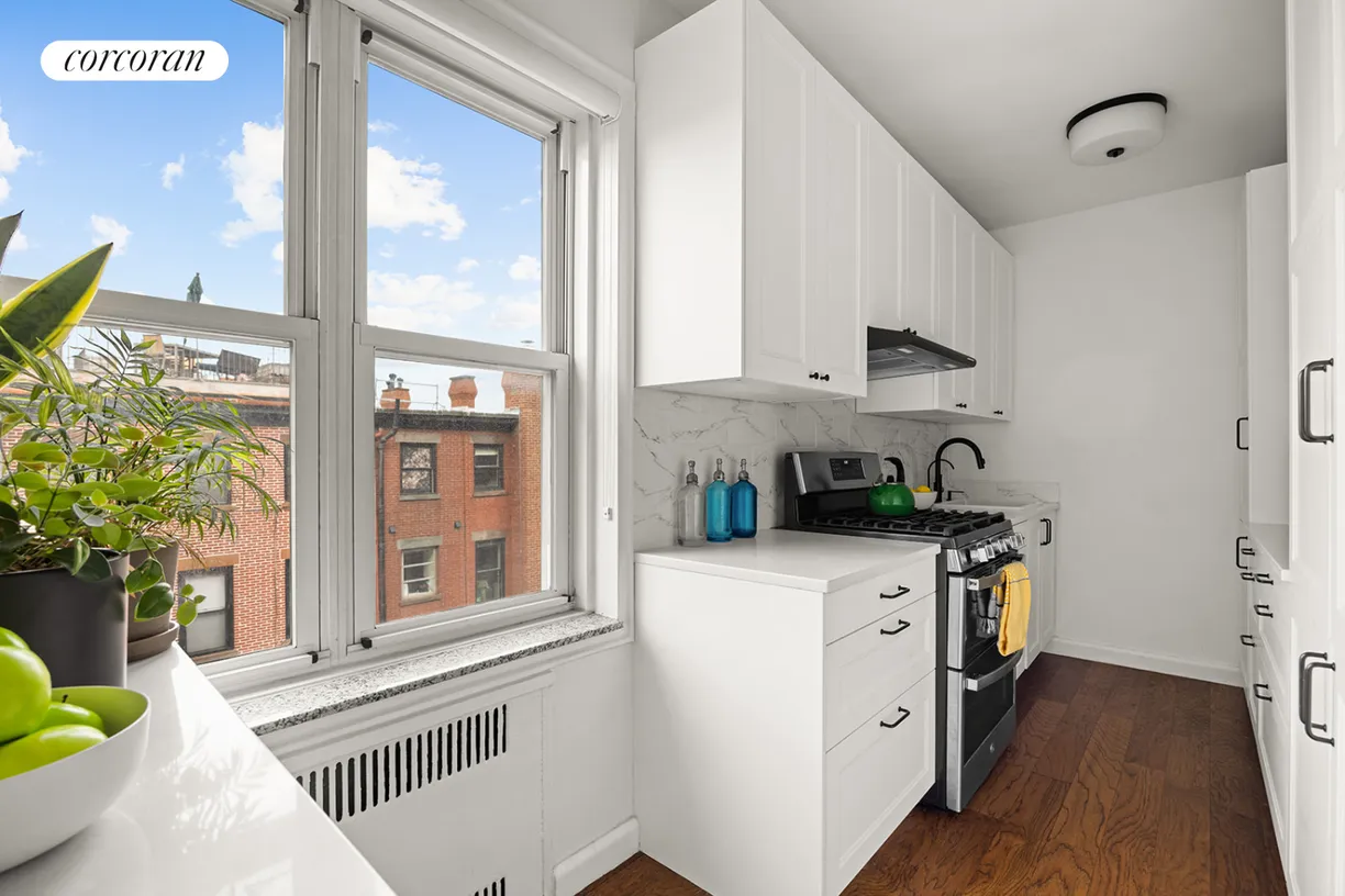 New York City Real Estate | View 25 Plaza Street West, 4B | room 2