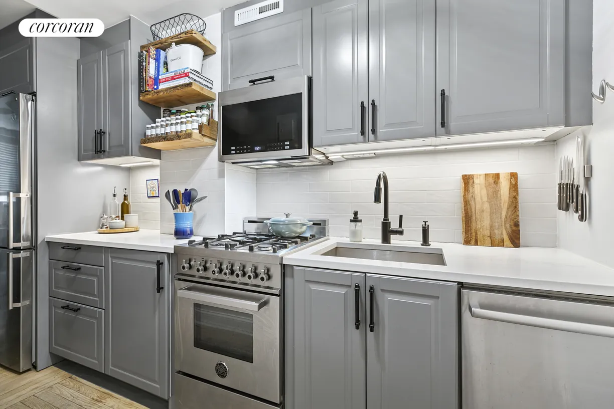 New York City Real Estate | View 433 West 34th Street, 6F | 1 Bath