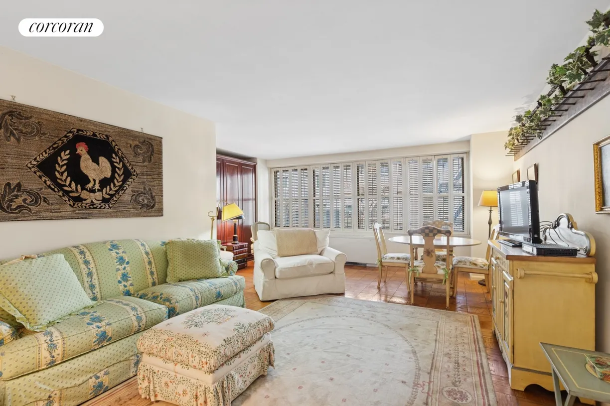 New York City Real Estate | View 225 East 57th Street, 3M | 1 Bed, 1 Bath