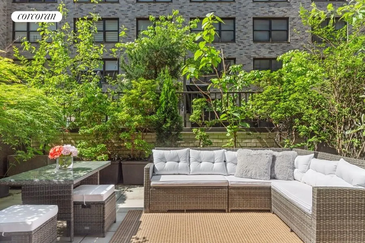 New York City Real Estate | View 225 East 57th Street, 1Q | room 1