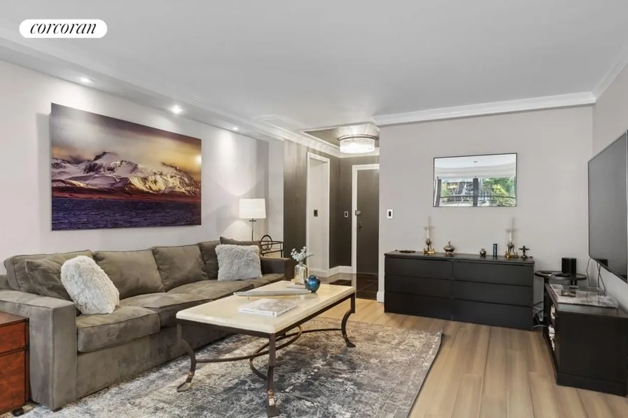 New York City Real Estate | View 225 East 57th Street, 1Q | room 2