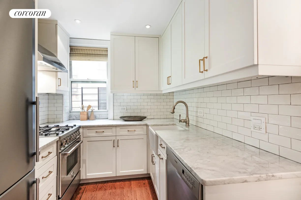 New York City Real Estate | View 51 East 90th Street, 7C | Kitchen