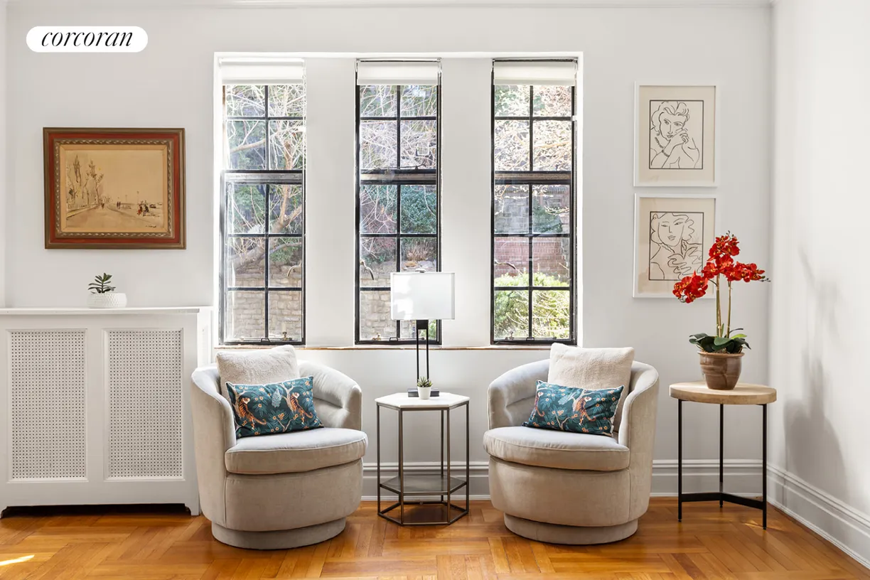 New York City Real Estate | View 116 Pinehurst Avenue, R21 | 2 Beds, 1 Bath