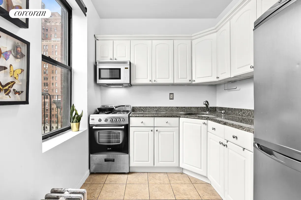New York City Real Estate | View 204 Ninth Avenue, PHF | room 2
