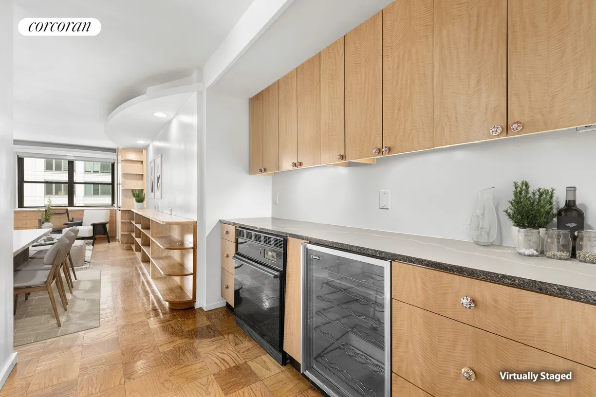 New York City Real Estate | View 200 East 24th Street, 501 | Dining Area