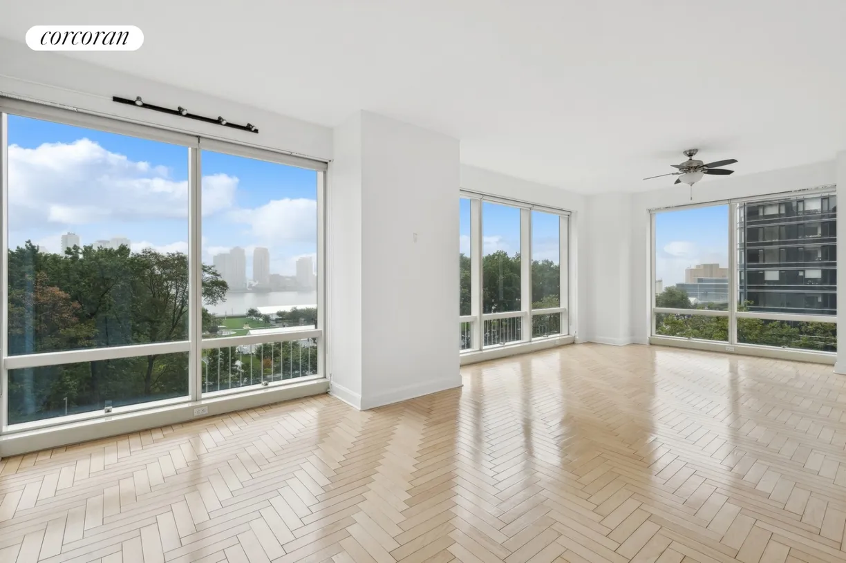 New York City Real Estate | View 845 United Nations Plaza, 22D | Living Room
