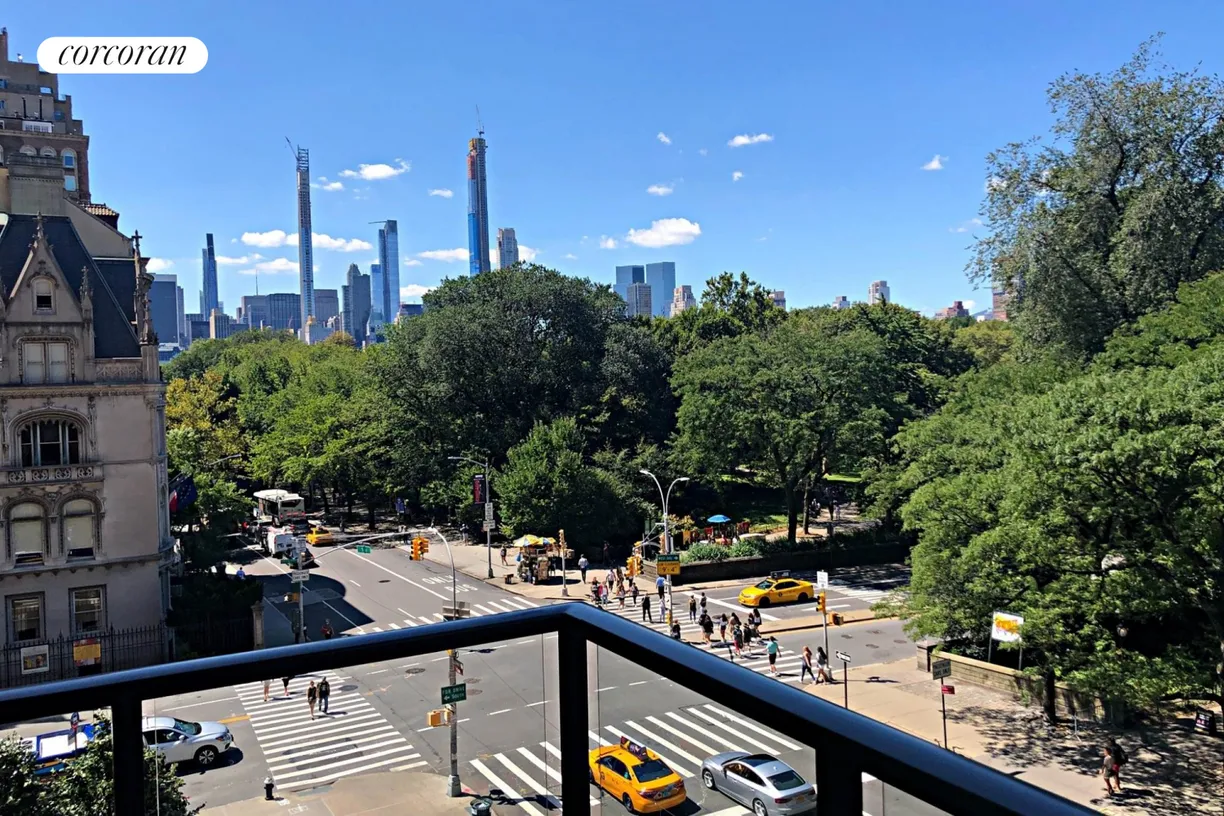 New York City Real Estate | View 985 Fifth Avenue, 7B | 3 Beds, 4 Baths