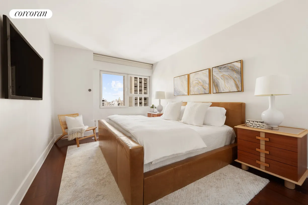 New York City Real Estate | View 58 West 58th Street, 24B | Bedroom