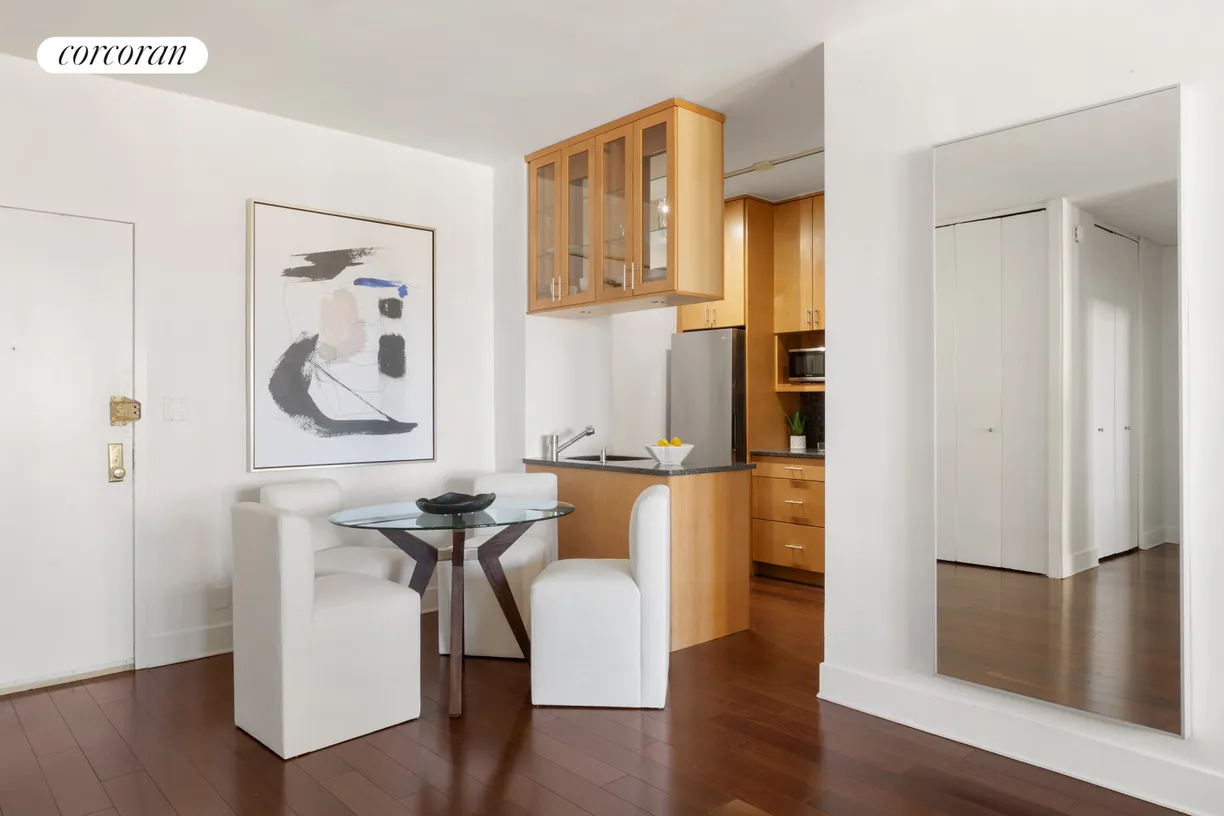 New York City Real Estate | View 58 West 58th Street, 24B | Dining Area
