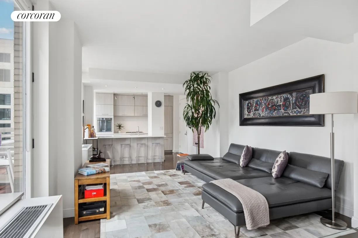New York City Real Estate | View 170 East 87th Street, W21D | 1 Bed, 1 Bath