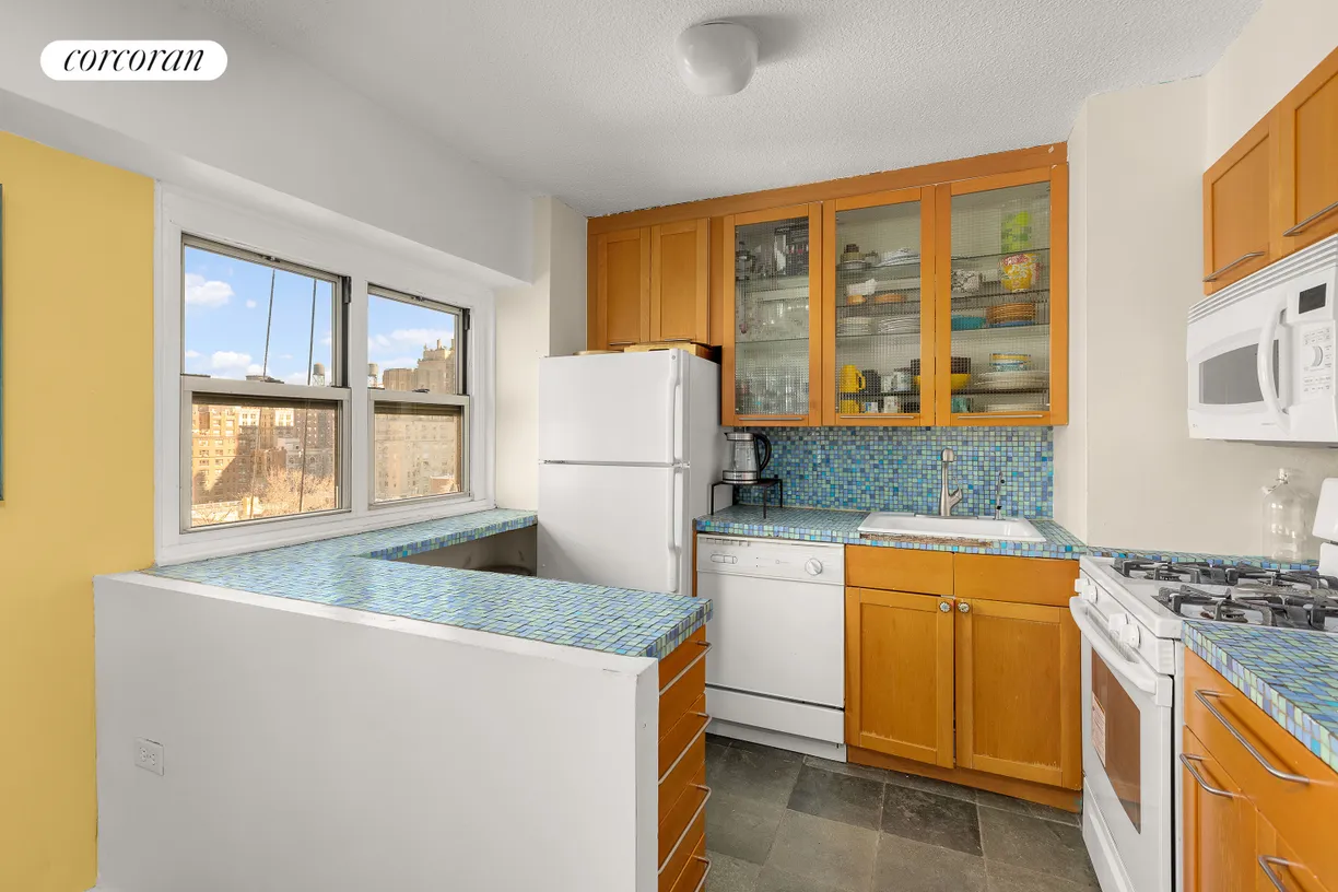 New York City Real Estate | View 609 Columbus Avenue, 12E | room 2