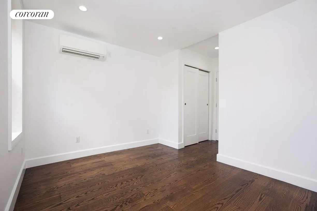 New York City Real Estate | View 192 First Avenue, 8 | room 2