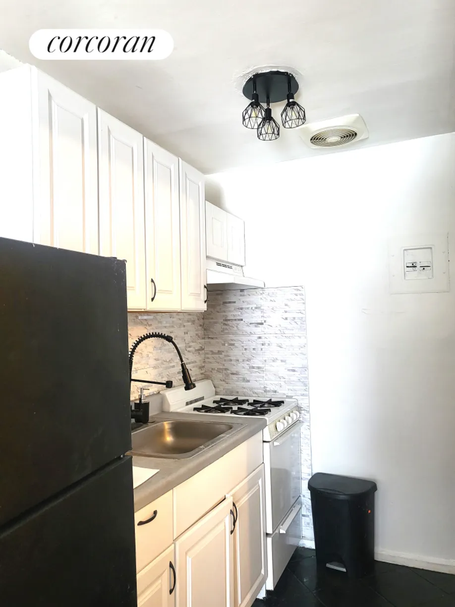 New York City Real Estate | View 796 Lincoln Place, 4 | room 1
