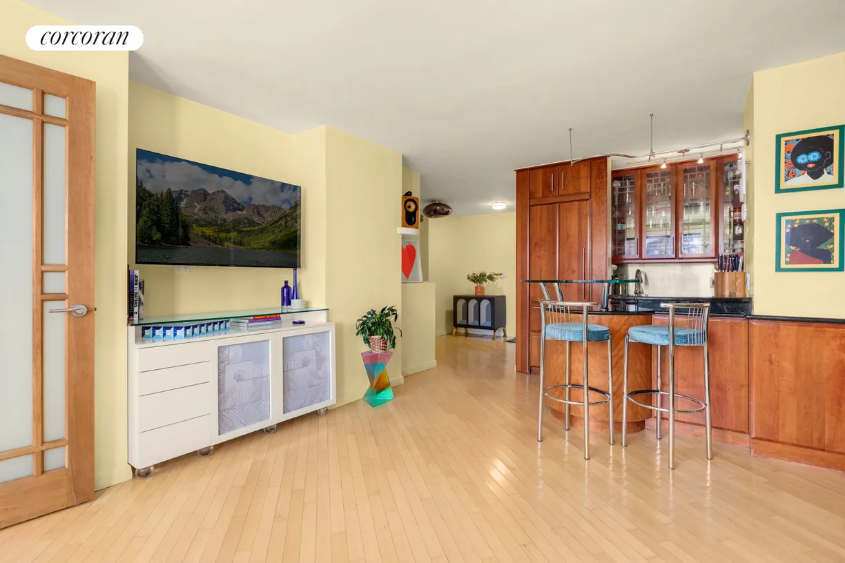 New York City Real Estate | View 3 Sheridan Square, 9J | room 2