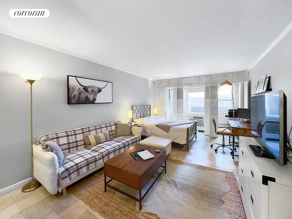 New York City Real Estate | View 153 East 57th Street, 6F | 1 Bath