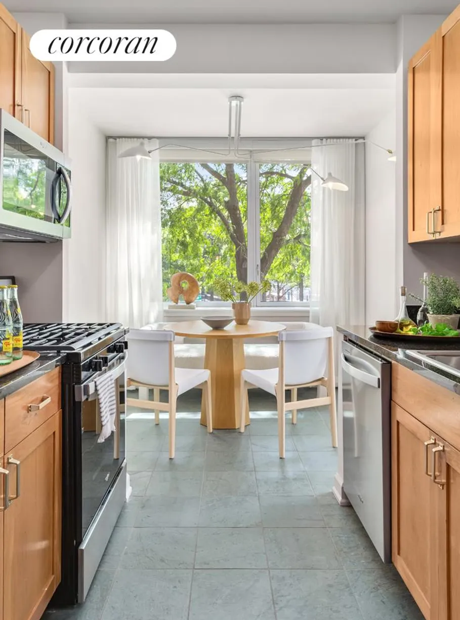 New York City Real Estate | View 20 River Terrace, 9M | Kitchen
