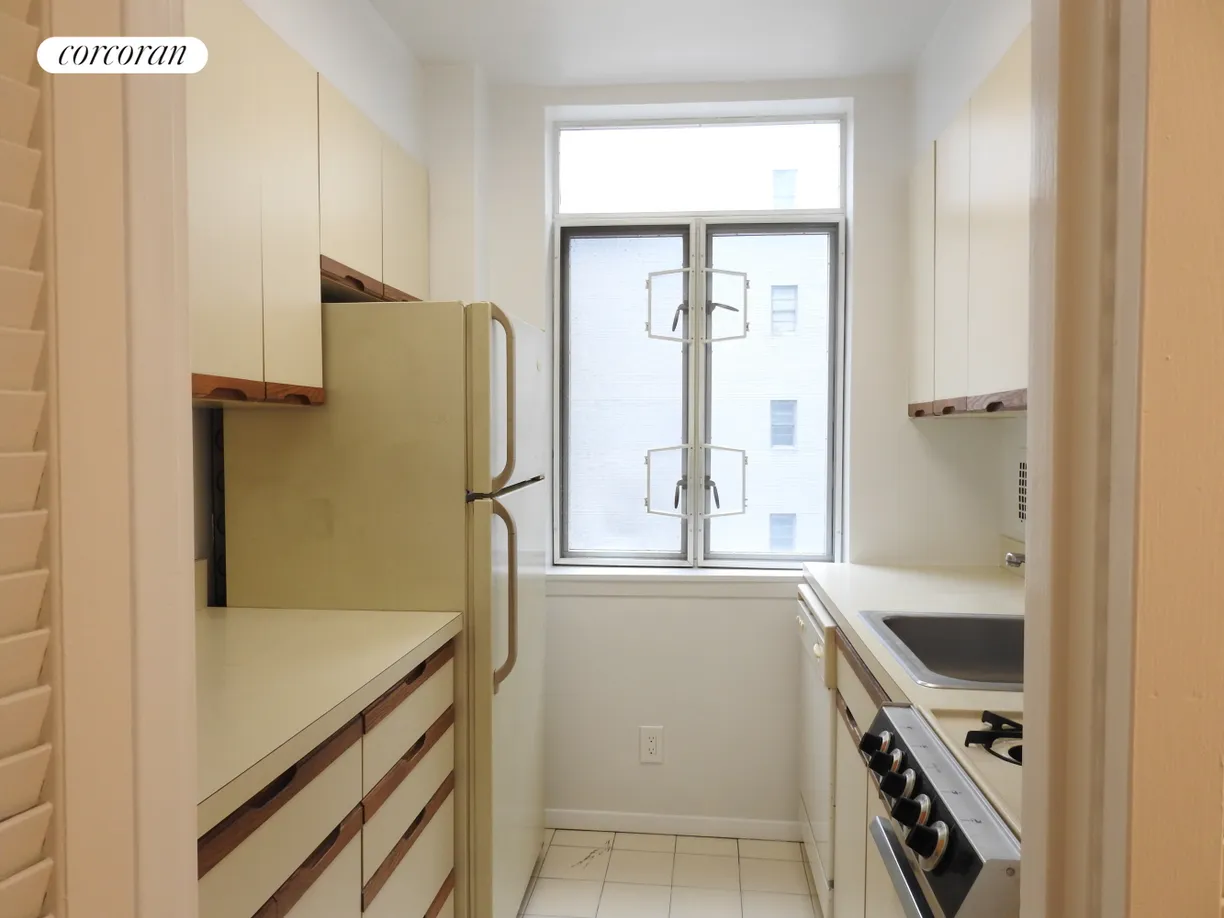 New York City Real Estate | View 200 EAST 58TH STREET, 7A | room 1
