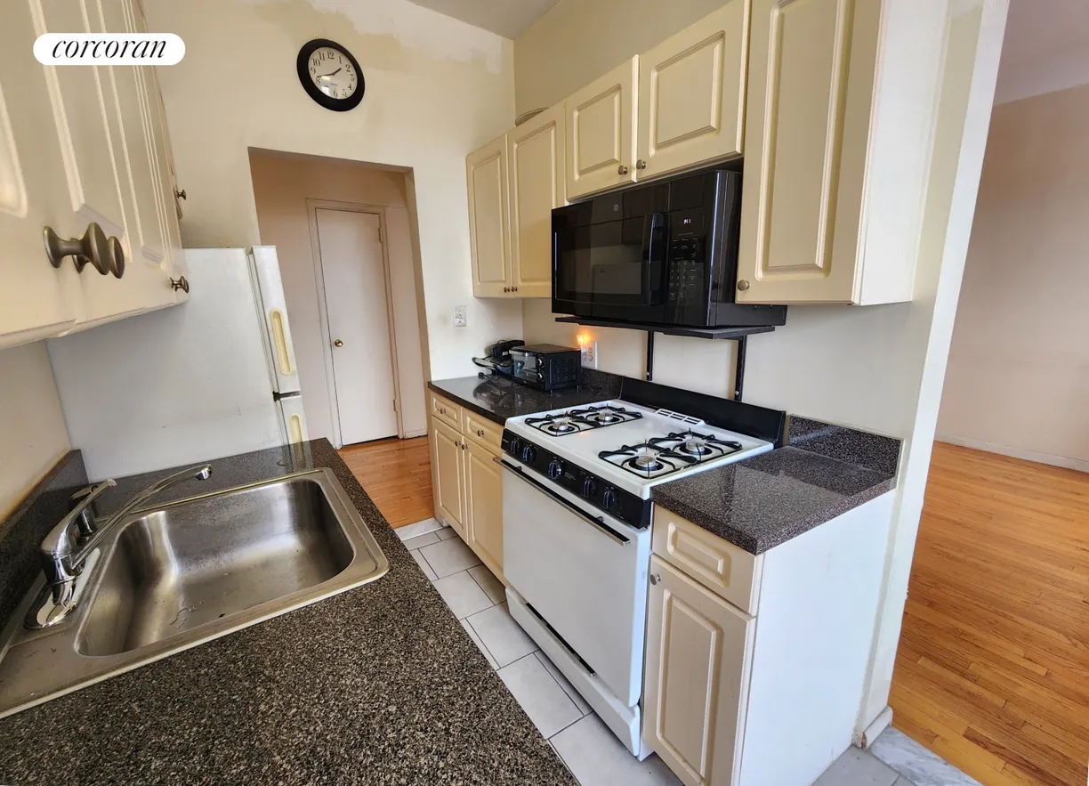 New York City Real Estate | View 762 Brady Avenue, 621 | Ample Kitchen Space