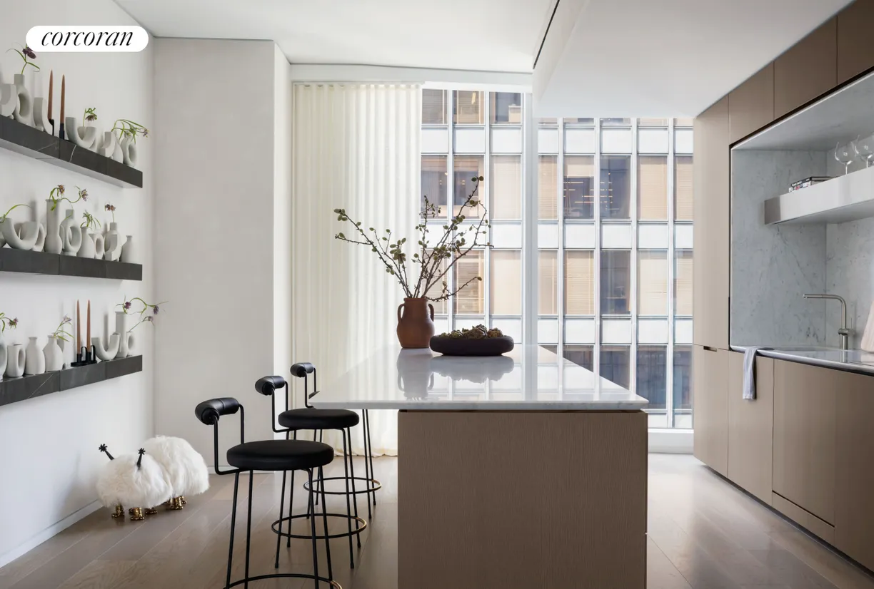 New York City Real Estate | View 100 East 53rd Street, 41B | room 2
