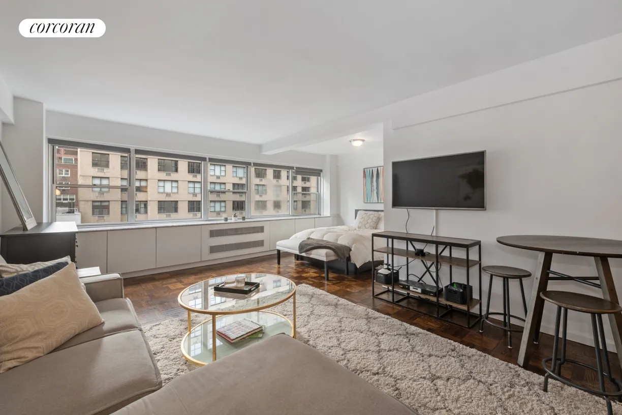 New York City Real Estate | View 333 East 46th Street, 11D | 1 Bath
