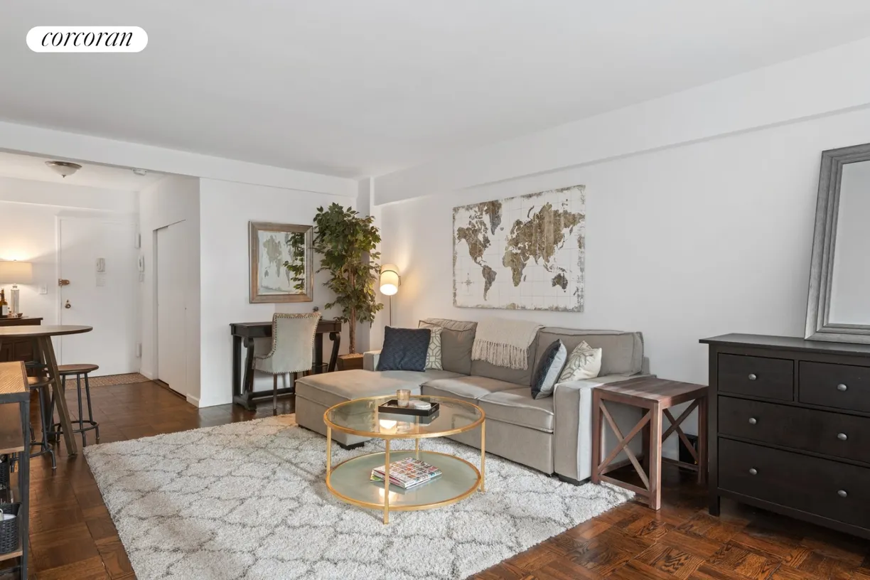 New York City Real Estate | View 333 East 46th Street, 11D | room 2