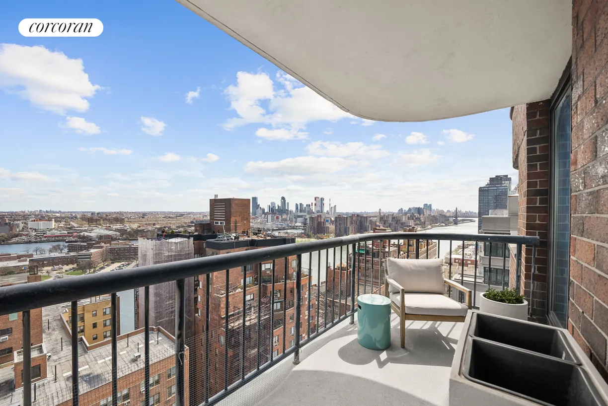 New York City Real Estate | View 52 East End Avenue, 23A | room 2