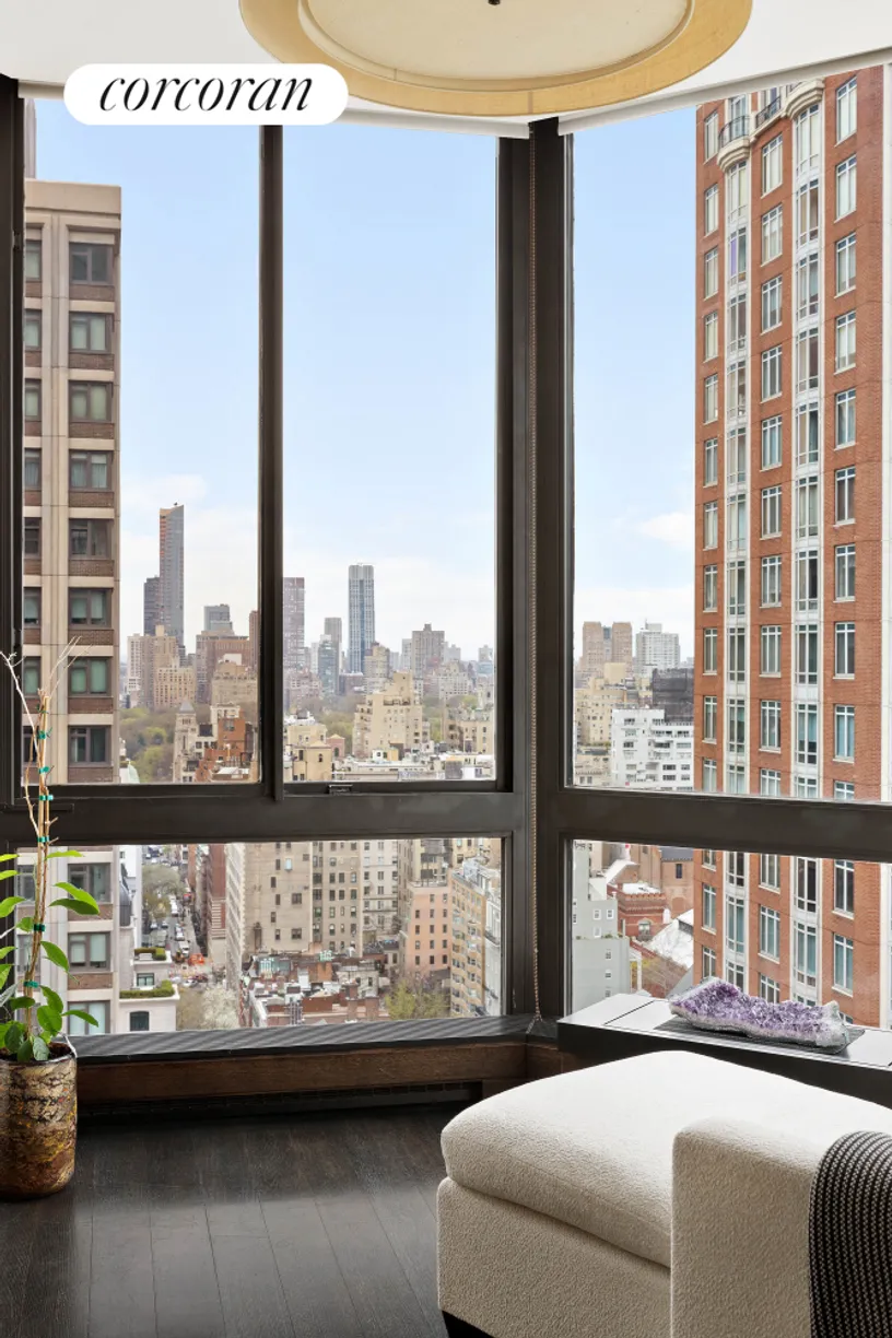 New York City Real Estate | View 200 East 65th Street, 25N | room 1