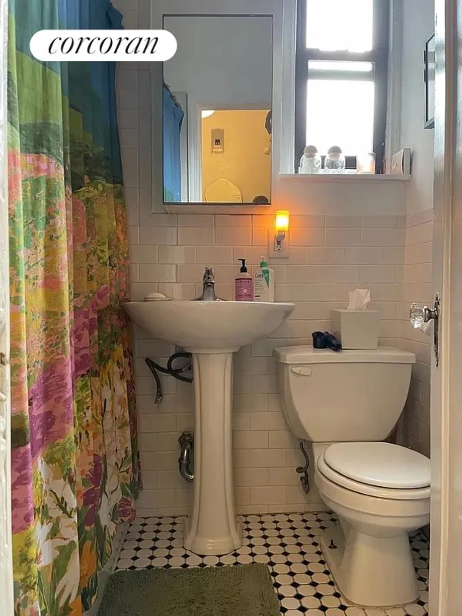 New York City Real Estate | View 97 Perry Street, 12 | room 2