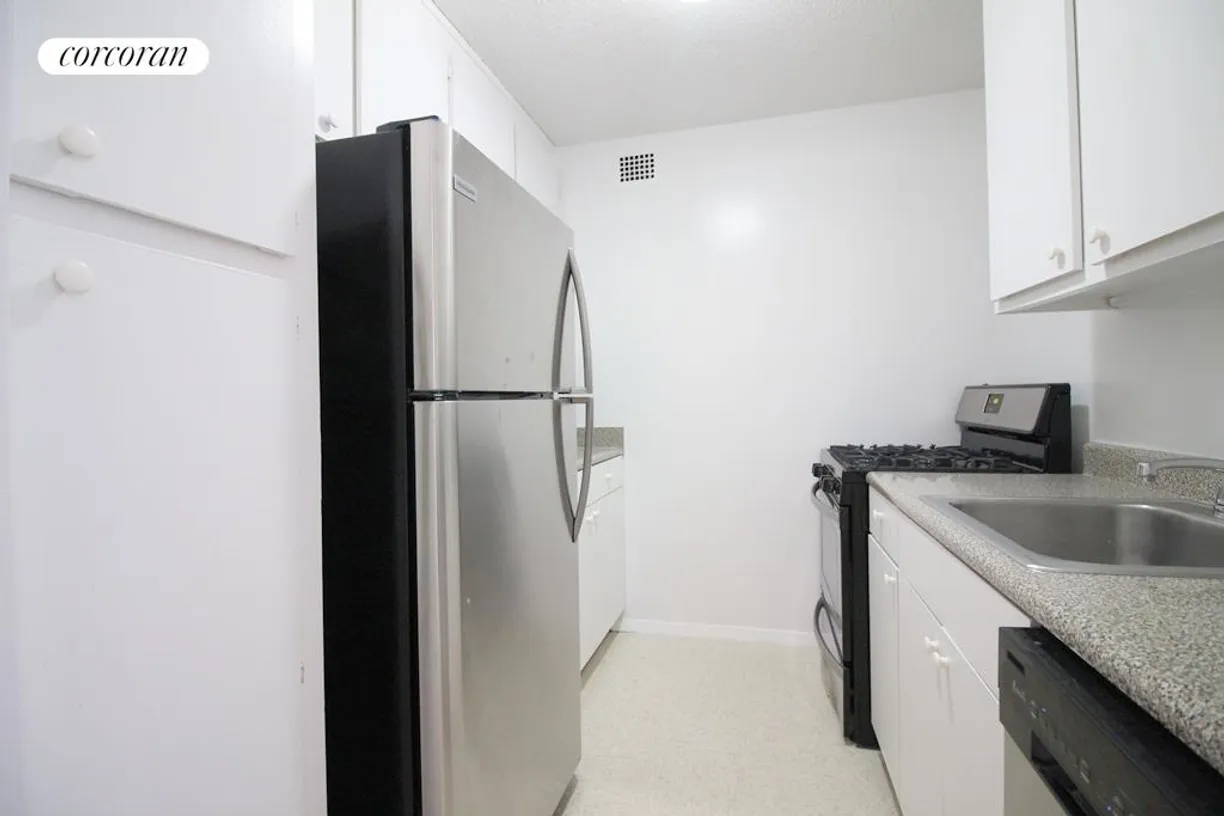New York City Real Estate | View 401 Second Avenue, 15B | room 2