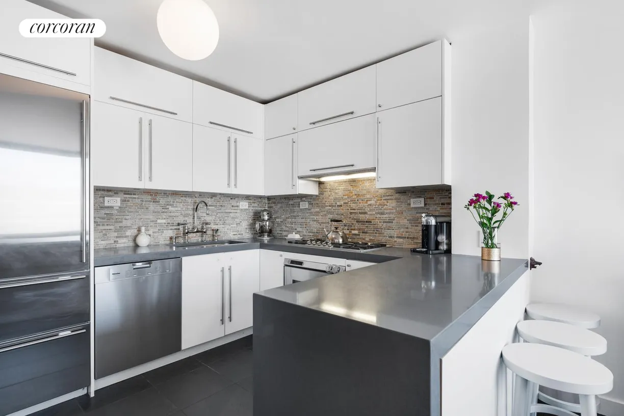 New York City Real Estate | View 22 West 15th Street, 22C | room 2