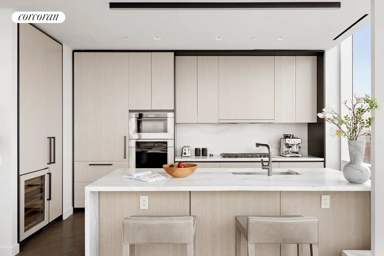 New York City Real Estate | View 111 Murray Street, 43A | room 2