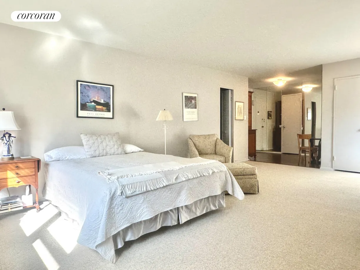New York City Real Estate | View 1036 Park Avenue, 9B | 1 Bath