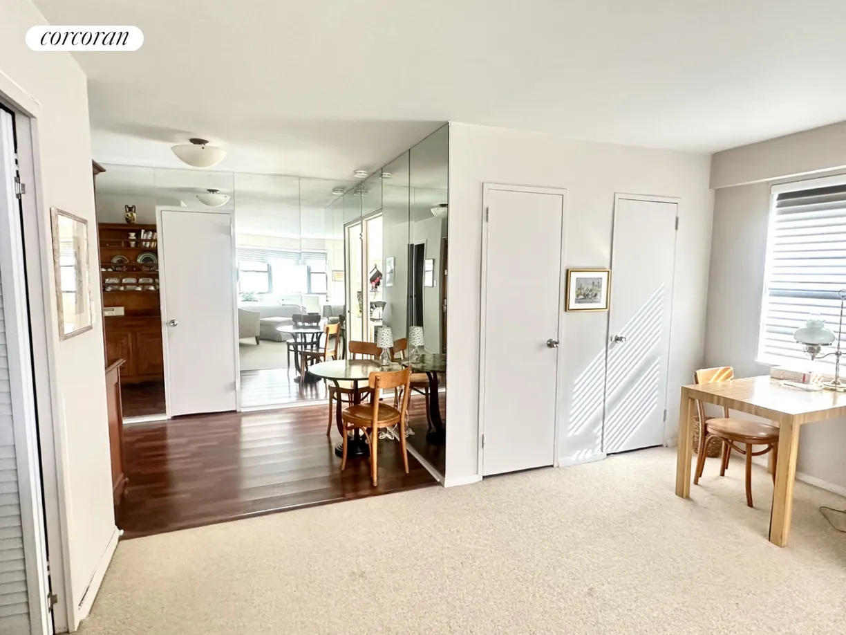 New York City Real Estate | View 1036 Park Avenue, 9B | room 2