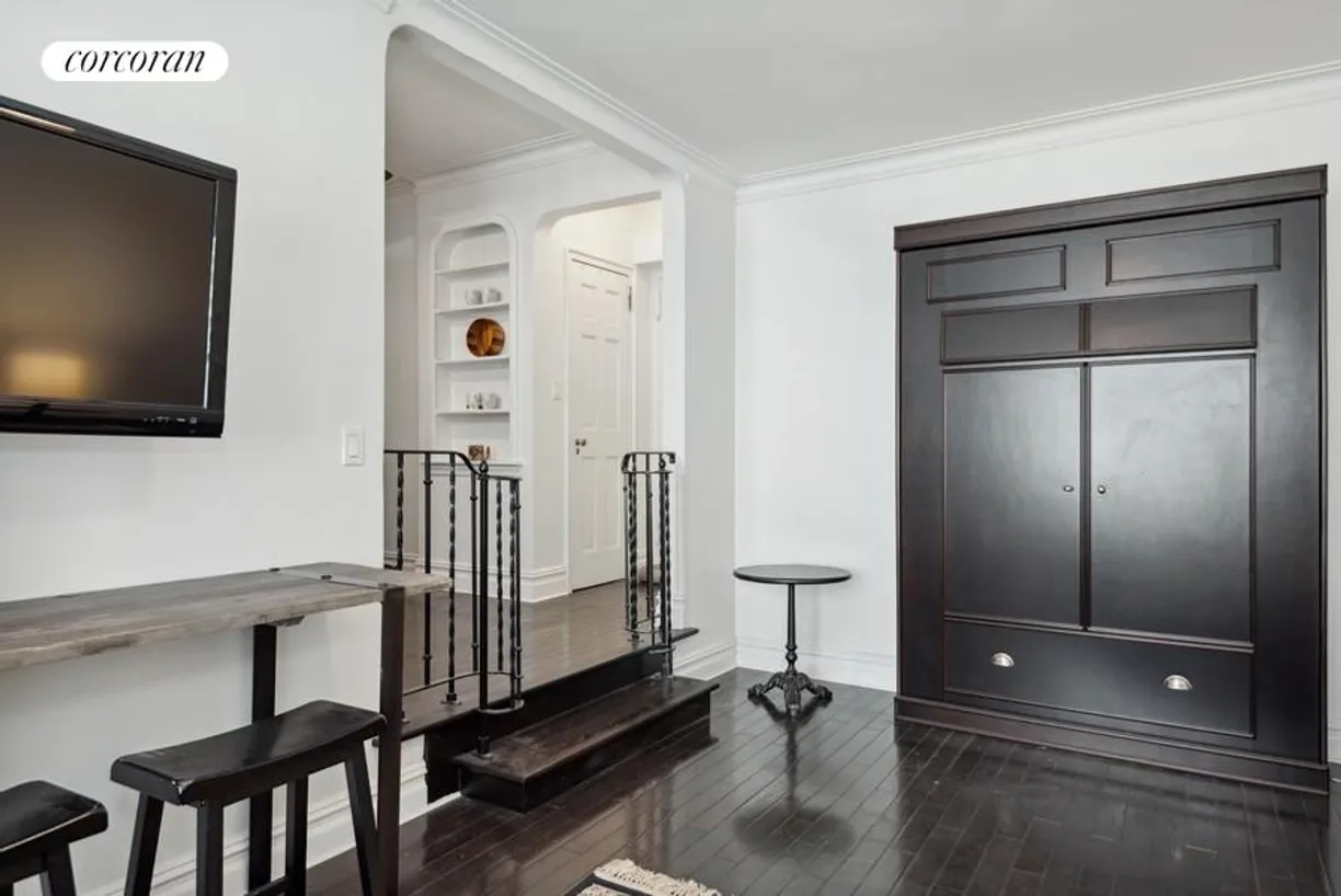 New York City Real Estate | View 29 West 64th Street, 1F | Entry Foyer