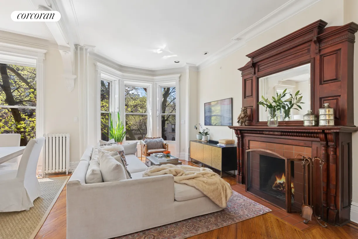 New York City Real Estate | View 557 3rd Street, 3 | 2 Beds, 1 Bath